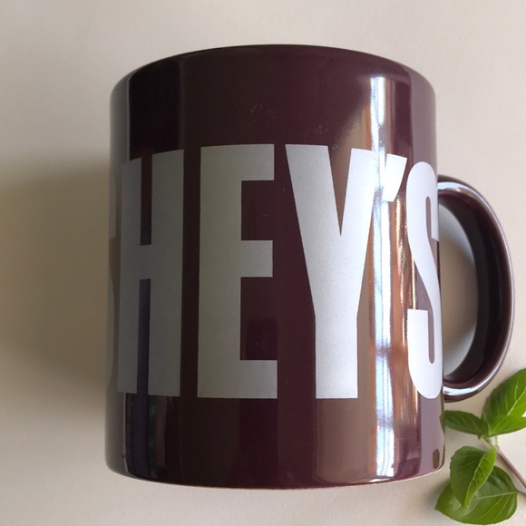 Hershey’s Collectible Coffee Mug - Picture 5 of 6
